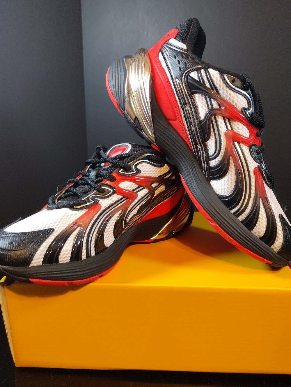 Puma Sneakers Men's Size 9 Pumatech-X Inverse